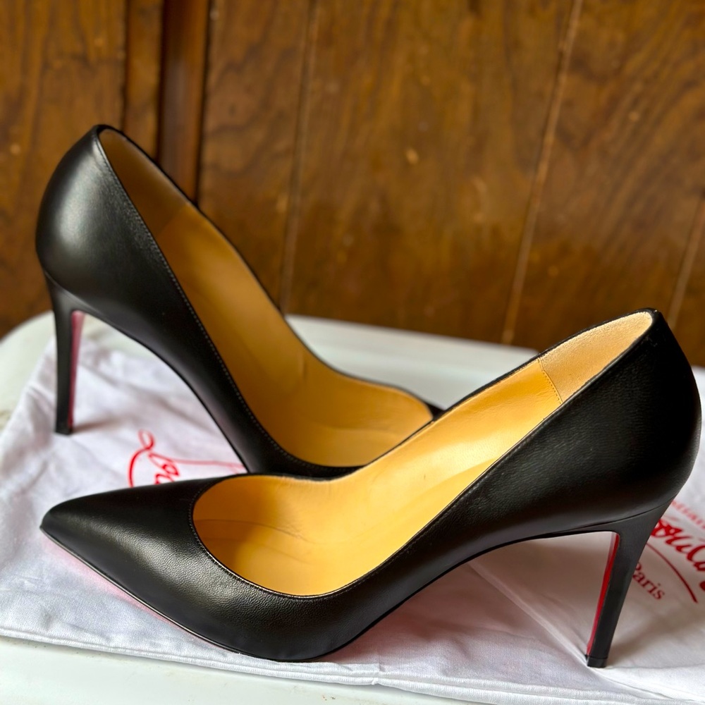 Pigalle
85 mm Pumps - Nappa leather - Black
Black
Size : 43
